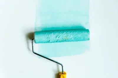 Peinture intérieure à Mézerolles — murs, plafonds et boiseries